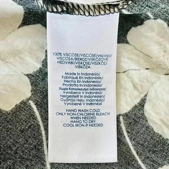 .*NWOT* Chaps  Skirt by Ralph Lauren Size Medium - Picture 6 of 6